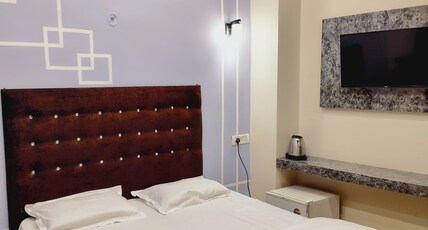 SWASTIKA INN Room Type - Bedroom 101