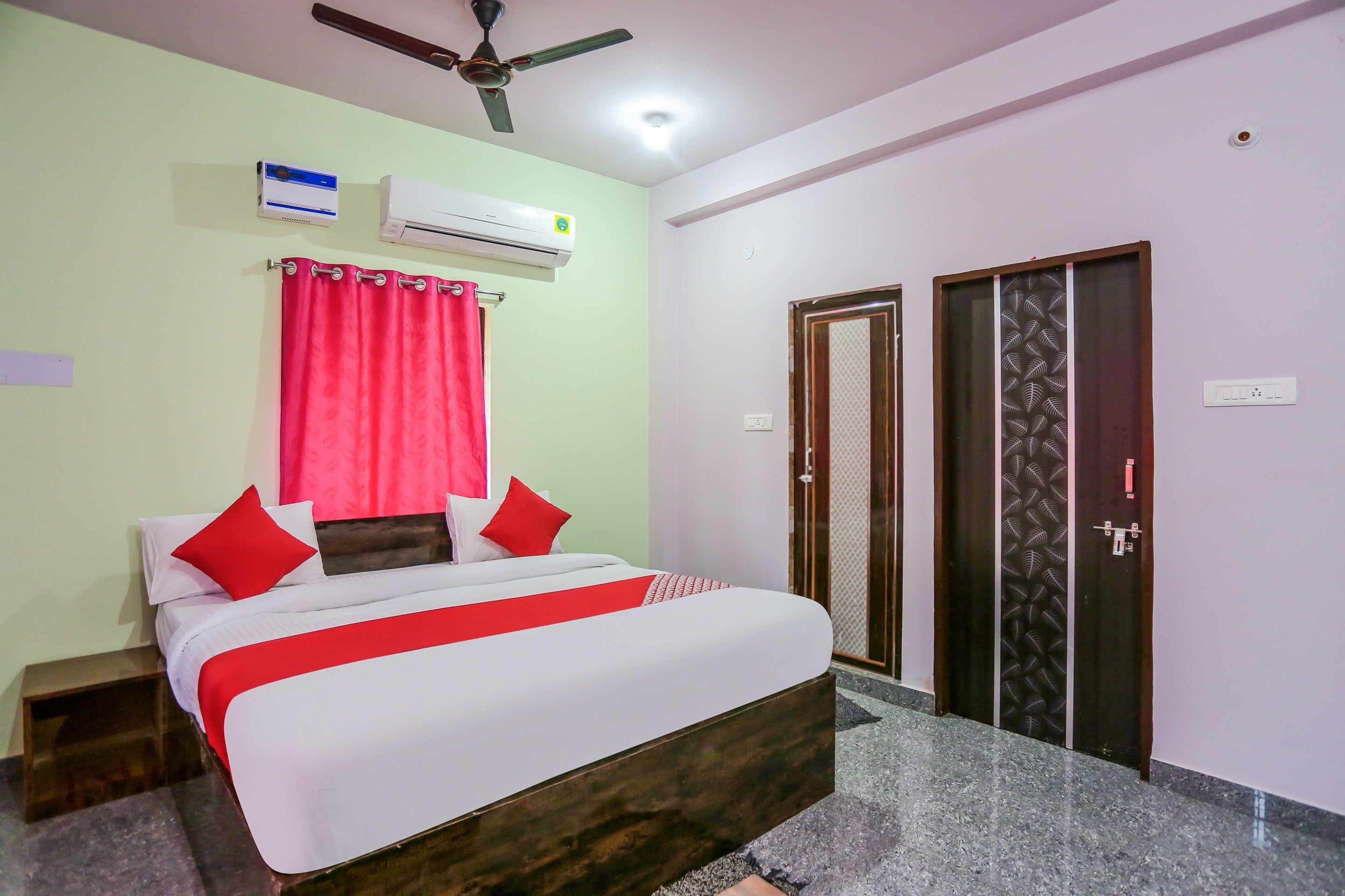 Hotel O Bijaya Palace - Tap to explore photos