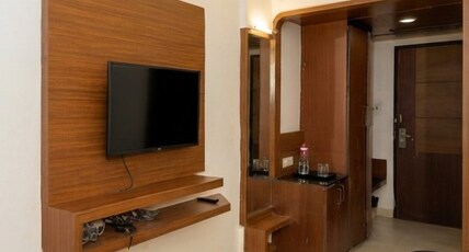 Hotel Southgate Thiruvananthapuram Room Type - Deluxe Room