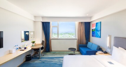 Holiday Inn Express Zhangye Room Type - 1 King Standard High Floor