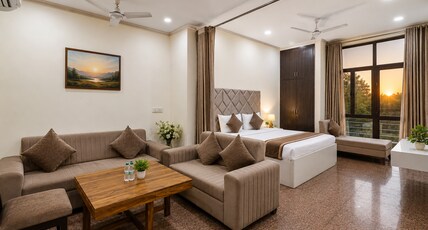 Hotel Vista - Near City Center Metro Noida Room Type - Suite Room With Balcony And Living Are with Sofa Hotel Vista - Near City Center Metro Noida Room Type - Suite Room With Balcony And Living Are with Sofa