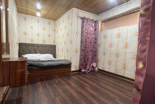 Royal Shahjee Stay
