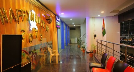 HOTEL L K INN MARUTHI GROUP Room Type - Deluxe Triple