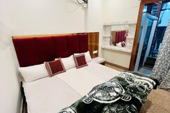 Maa Bhagirathi Yatra Niwas