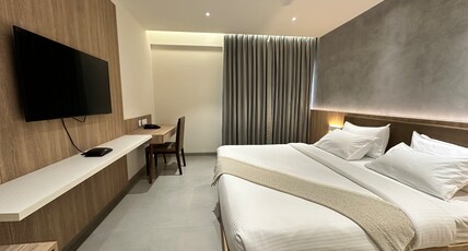 32 Urban by Akoya Hotels Room Type - King Executive