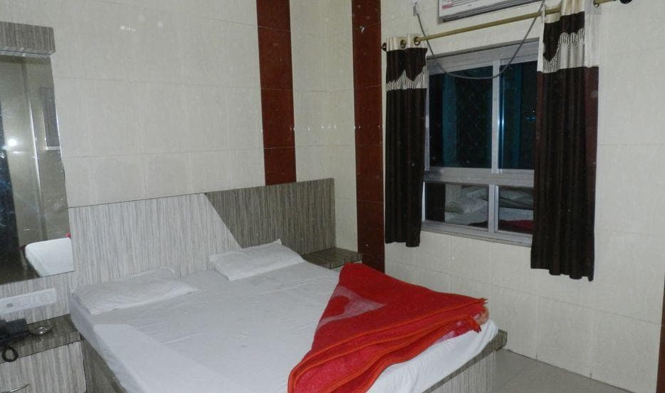 Krish Paradise Hotel - Tap to explore photos