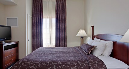 Staybridge Suites PALMDALE Room Type - 1 Kng 1 Bdrm Ste Mobil Access Roll Shwr
