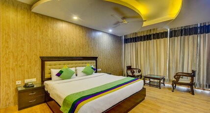 Treebo Elysee, Patel Nagar Room Type - Spacious Standard Room
