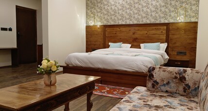 The Enso Boutique Stay Room Type - Premium Room With Balcony