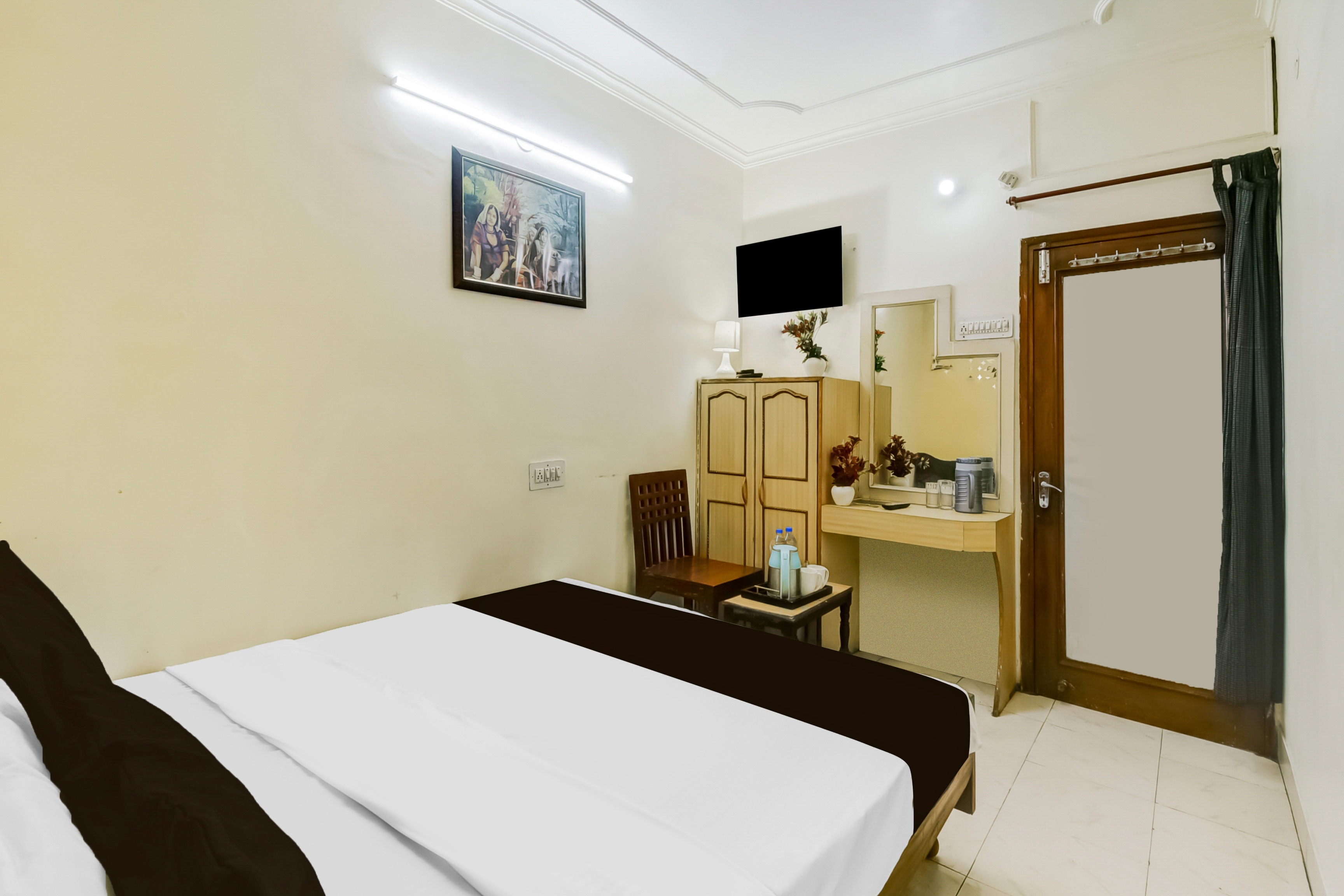 Hotel O Sindhi Camp Formerly Hotel Paul Avenue - Tap to explore photos