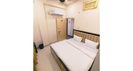 Kashi Gulab Homestay Room Type - Deluxe City View Room