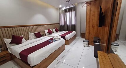 Hotel Mann Holiday Resorts Room Type - Super Deluxe Family AC