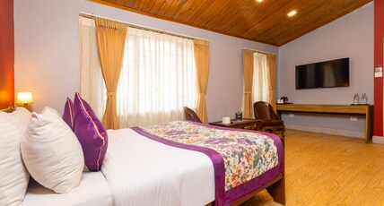 Conifer Suites & Spa Darjeeling Room Type - Attic Room