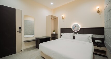 Hotel Shyam Dwar Room Type - Deluxe Room
