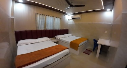 Hotel Balaji Room Type - AC Family Deluxe Room(4bed) Hotel Balaji Room Type - AC Family Deluxe Room(4bed)
