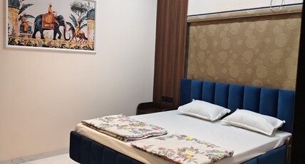 Shivam pride familly lodge& yatri niwas Room Type - Bedroom 11