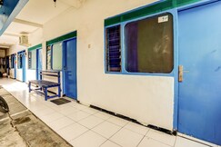 OYO Life 90523 Homestay Jenggolo