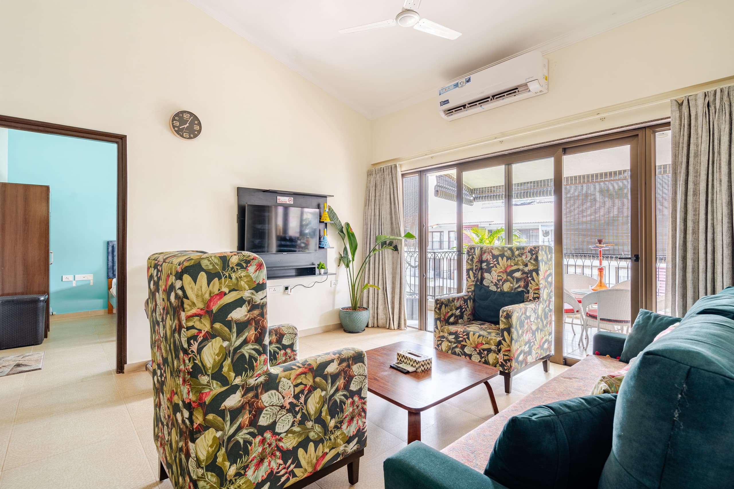Faodail 4 Lux view 2BHK at Acron Seawinds Baga - Tap to explore photos