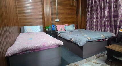 Norbu's Guest House Room Type - Family Triple Bed Room Non View
