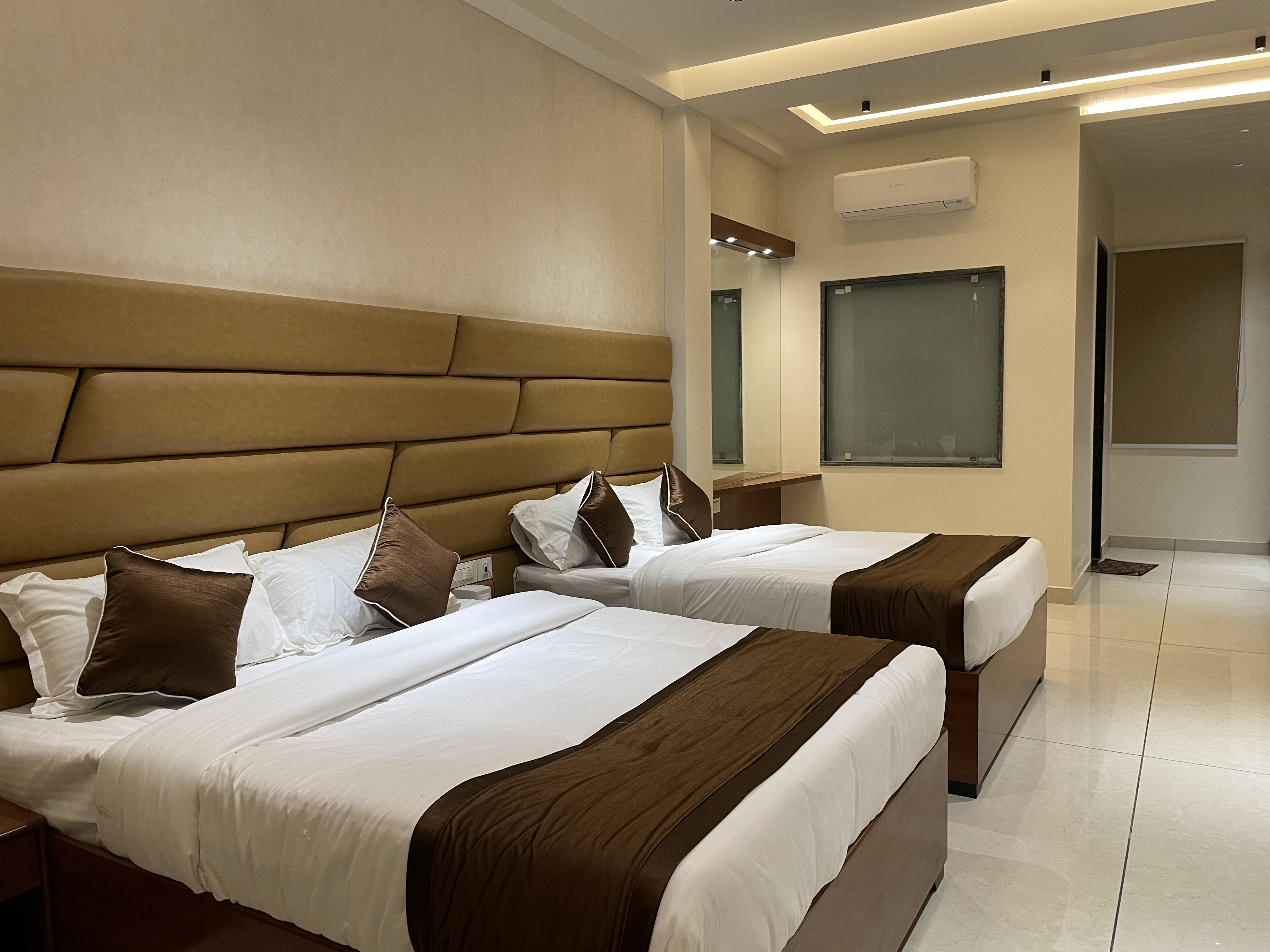Maheshwari Resorts and Garden Restaurant - Tap to explore photos