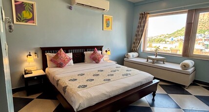 Kankariya Heritage Room Type - Fort view Superior room, King Bed ( 3rd Floor )