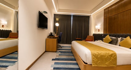 Hotel Mirage Mohali Room Type - Mirage Suite with Bathtub and Living Area Hotel Mirage Mohali Room Type - Mirage Suite with Bathtub and Living Area