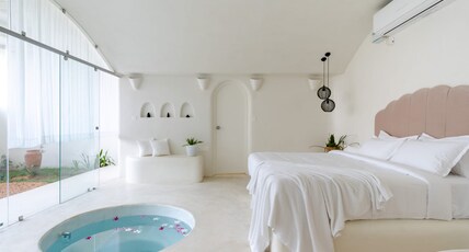 Nomads Resort Luxury Bathtub Suits and Private Pool Room Type - Santorini Themed Room with Bathtub