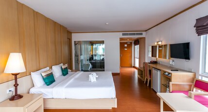 Phi Phi Harbour View Hotel Room Type - Deluxe Double or Twin Room