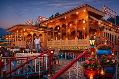 Chicago Group of Houseboats
