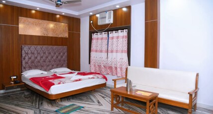 Hotel Aditya Plaza Room Type - Deluxe Premium AC