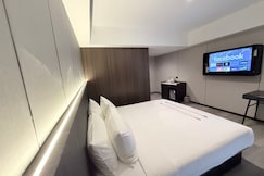 X Hotel Pattaya