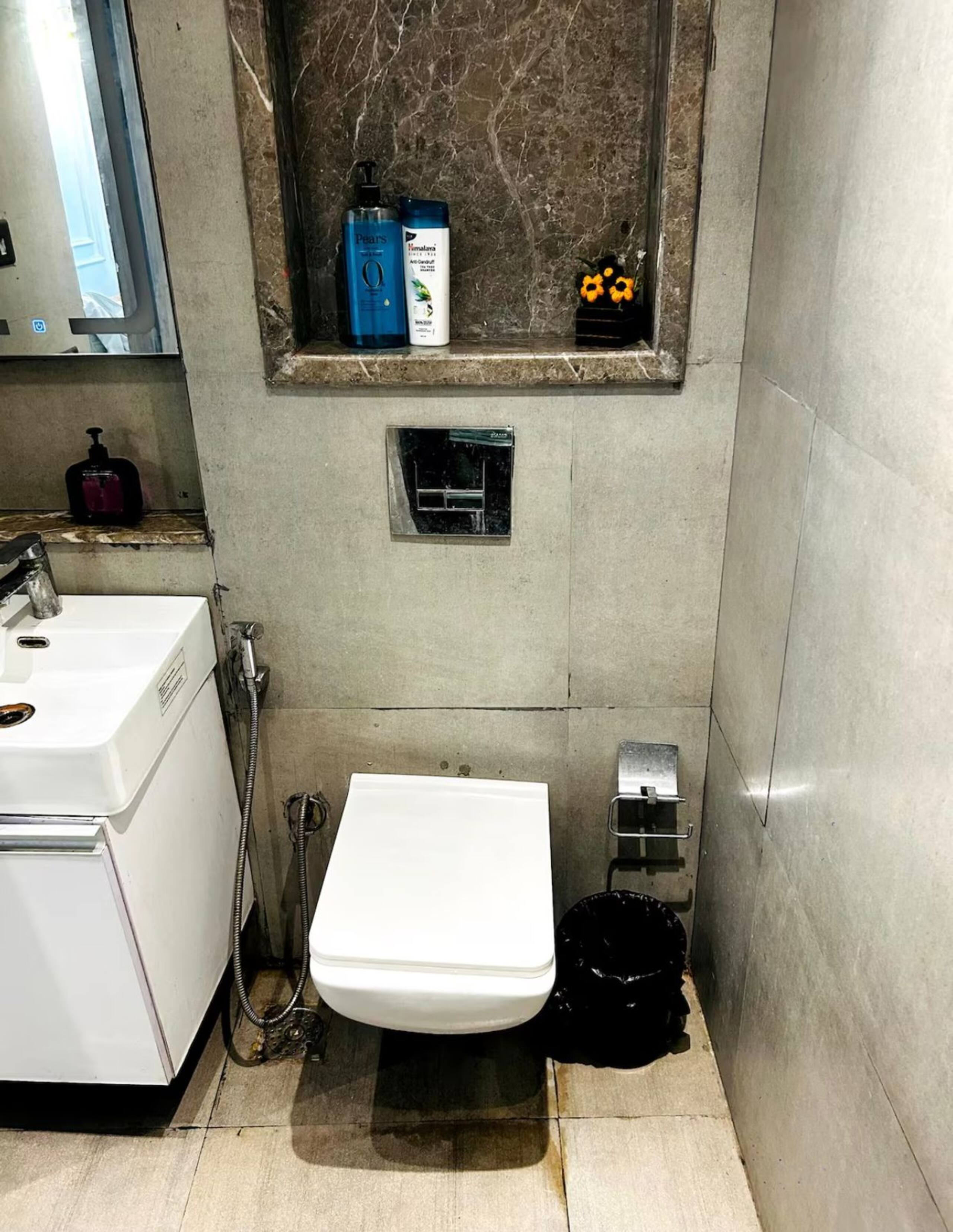 Elite Living At Supernova Noida - Tap to explore photos