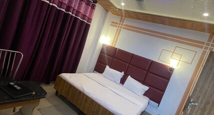 HOTEL GROVER Room Type - Standard- AC