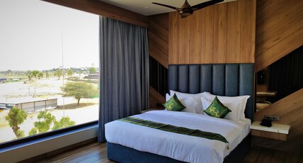 Sterling Pushkar Room Type - Classic Room