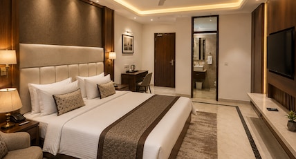 Hotel Park Tree - Sec 20 Noida Room Type - Family Suites Room With City View With Balcony Hotel Park Tree - Sec 20 Noida Room Type - Family Suites Room With City View With Balcony