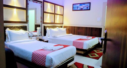 Hotel Embassy International Room Type - Premium Room