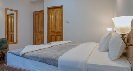 Thapa Farms, Koti (Kufri-Chail Road) Room Type - Executive Room 3