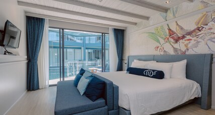 Hotel Tide Phuket Room Type - Deluxe Double Room with Pool Access