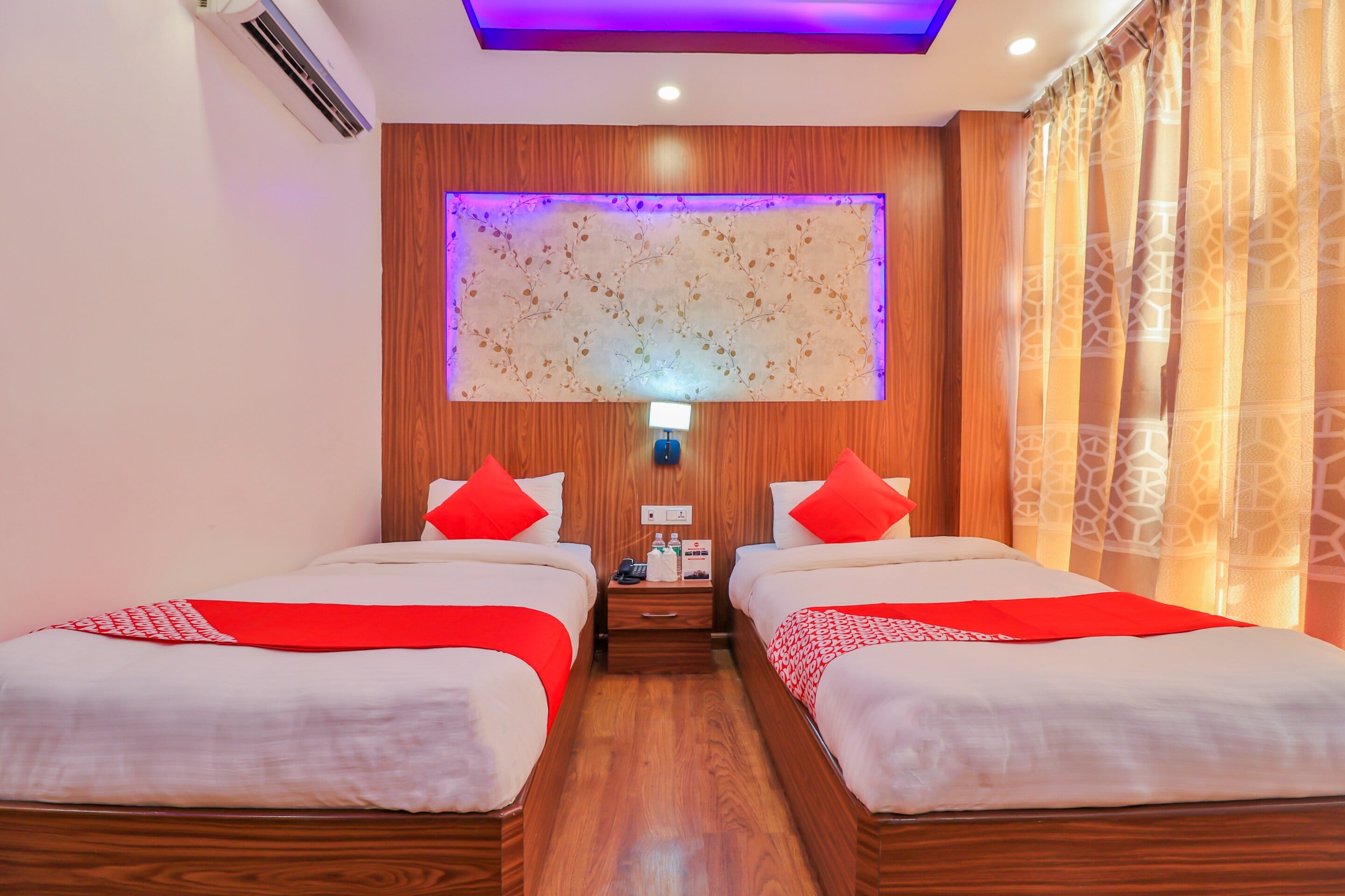 OYO 676 Hotel Maalaxmi Inn - Tap to explore photos