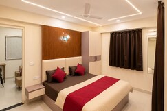 Luxury 1BHK with Balcony near Railway Station