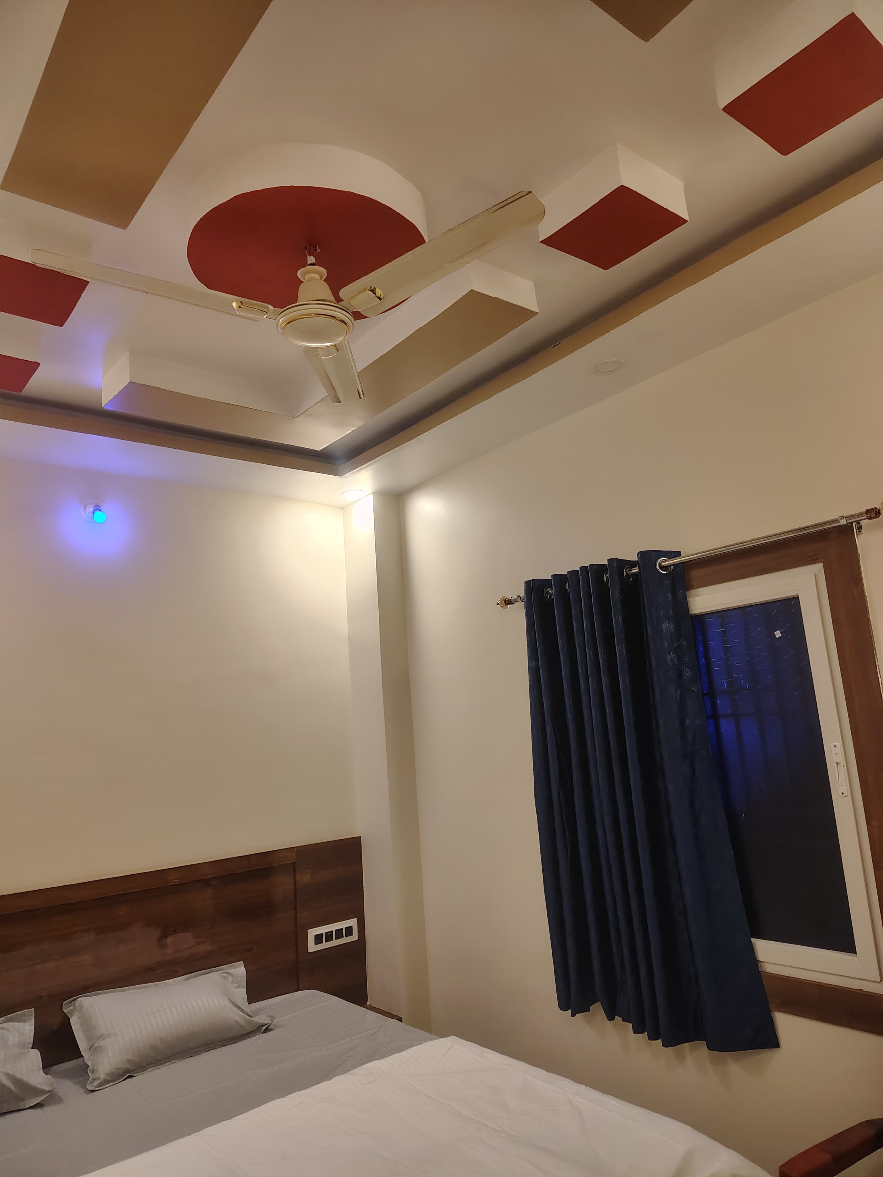 HOTEL THE ANAND - Tap to explore photos