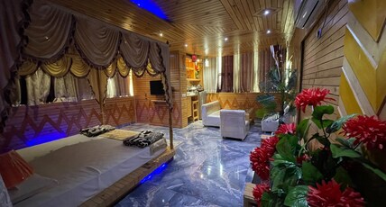 Hotel Mall Palace Room Type - Super Deluxe