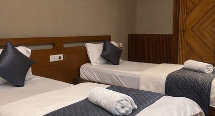 CASSETTE INN Room Type - Twin AC Room