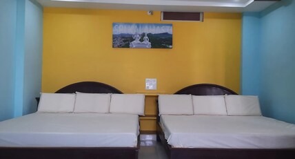 SRI SIVAKESAVA RESIDENCY Room Type - suite ac room SRI SIVAKESAVA RESIDENCY Room Type - suite ac room