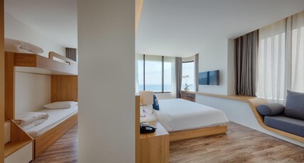 Parosand Da Nang Hotel -Belle Maison Parosand Da Nang Hotel Room Type - Family Room with Sea View
