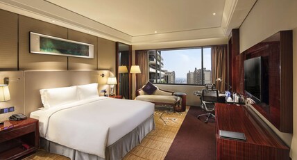 Hilton Foshan Room Type - KING ACCESSIBLE GUEST ROOM