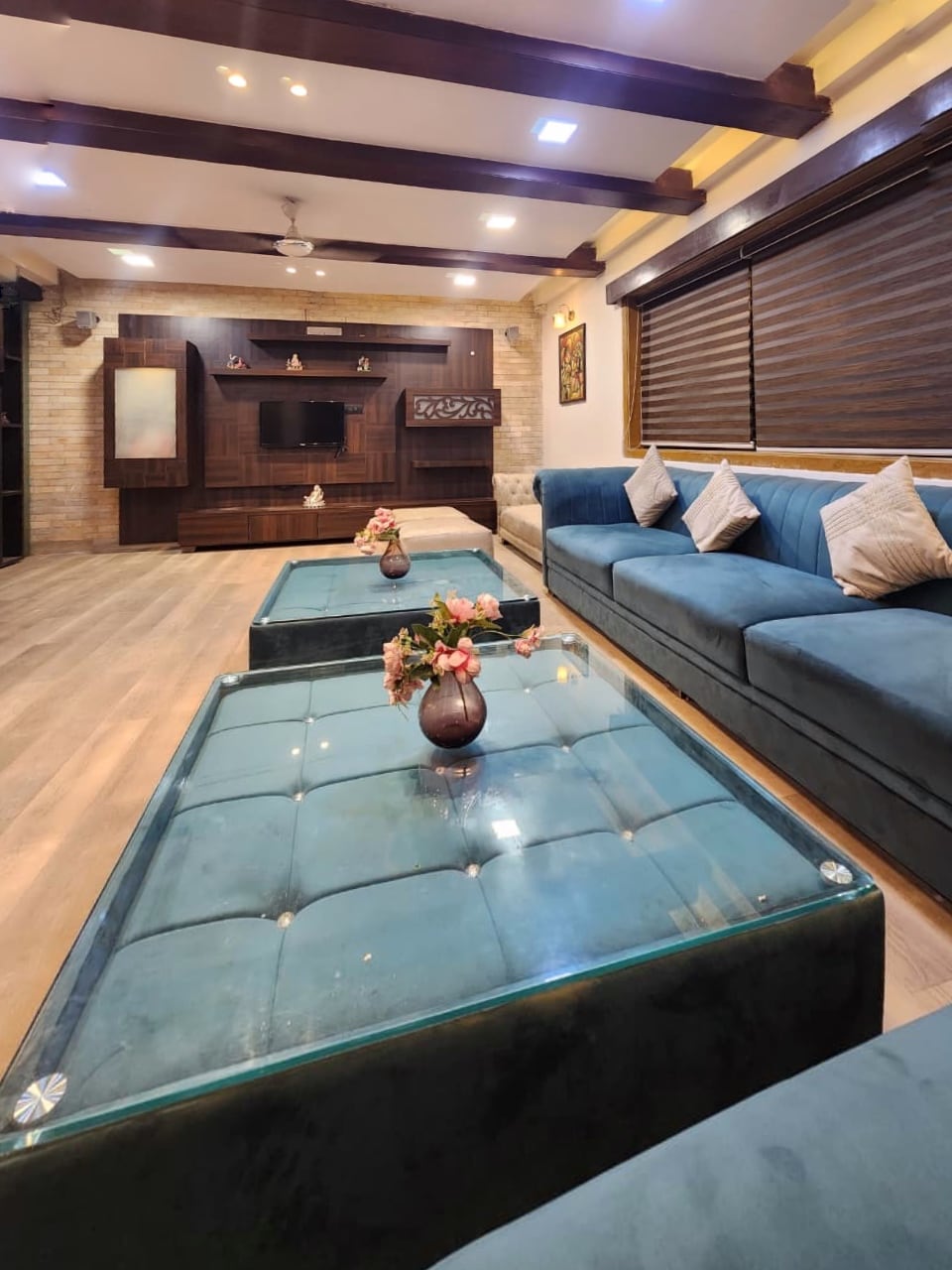 Peacock Perch 5 BHK Luxury Spacez Villa - Tap to explore photos