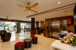 Honey Inn Hotel