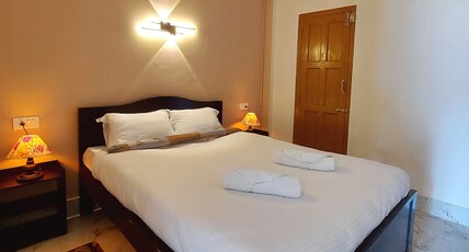 esS PHLYNDA In Room Type - Standard Triple Room