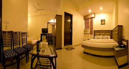 Hotel Grand Park Inn, Karol Bagh Room Type - Family Four Bed AC Room Hotel Grand Park Inn, Karol Bagh Room Type - Family Four Bed AC Room